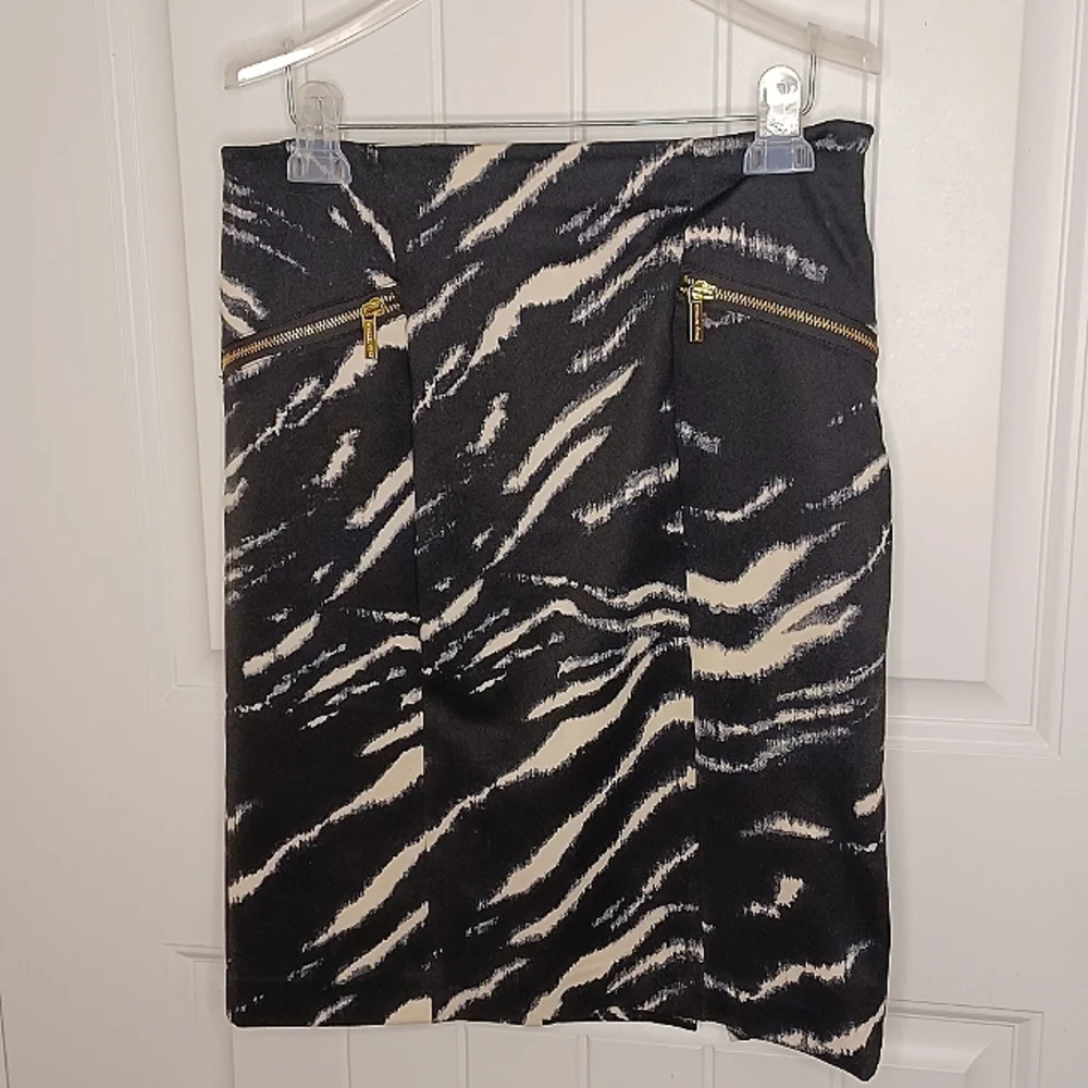 Bundle Of 2 Michael Michael Kors Knit Skirts Women's Size 6 Moto Career Edgy